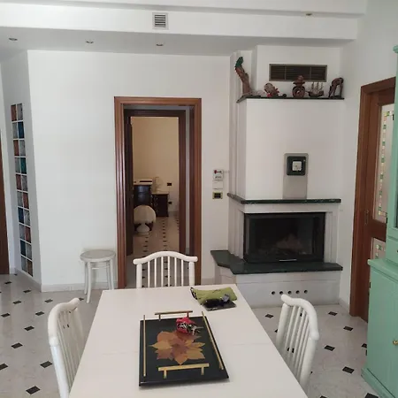 Al Mare Da Merida Apartment